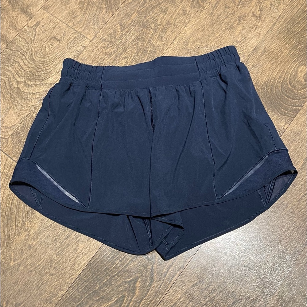 Lululemon Hotty Hot shorts